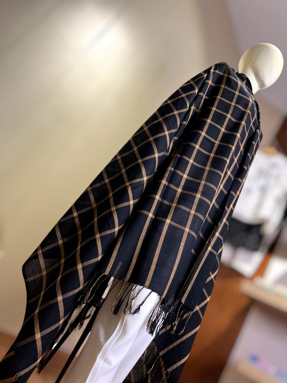 Cozy Wool Blend Checkered Shawl | Luxurious Comfort and Warmth (LSL-5024)