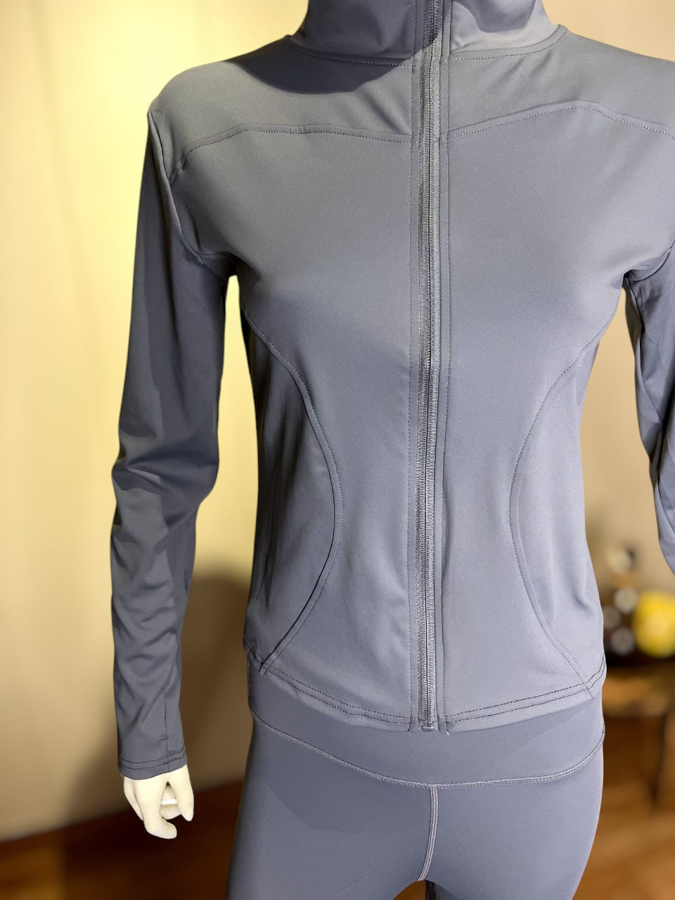 High-Performance Zip-Up Activewear Set | Seamless Leggings & Jacket (9005)