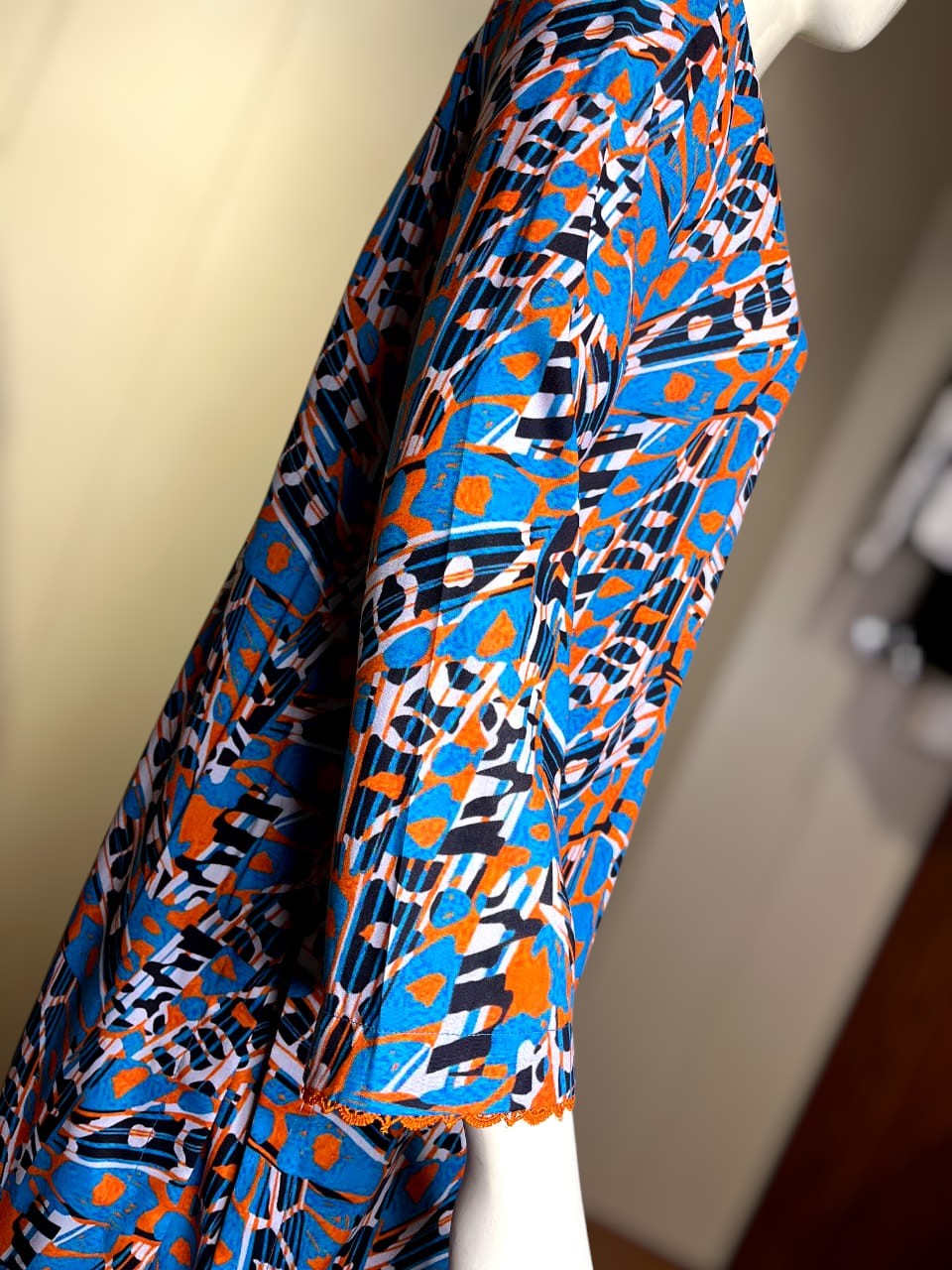 "Urban Maze" Abstract Print Two-Piece Suit (LNS-3003)